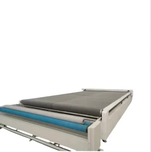 CNC Digital Flatbed Table Cutter with Electric Vibrating Knife for Cloth and Textile Fabric