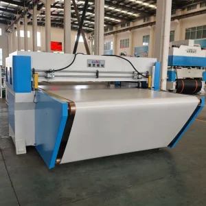 Hydraulic Car Head Wall Seat Leather Cutting Machine with Conveyous Belt Auto Feeding